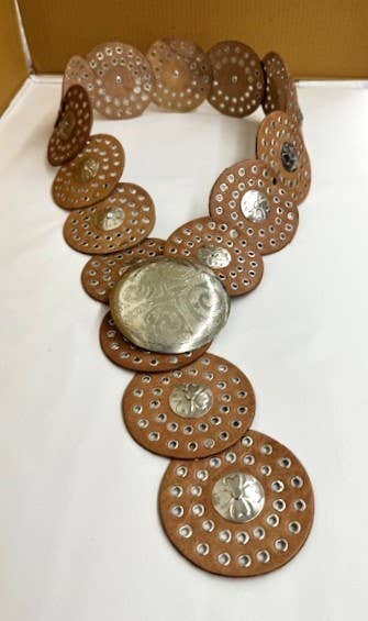 Leather belt disc shape B100 Tan (natural)