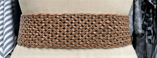 BQ27 TAN Belt braded leather w 3horn buckle