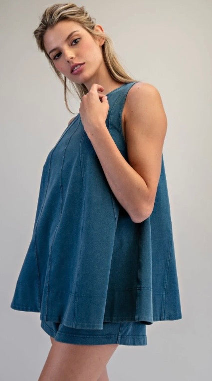 Contrast Topstitch Sleeveless Swing Top