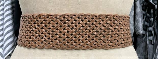BQ27 TAN Belt braded leather w 3horn buckle